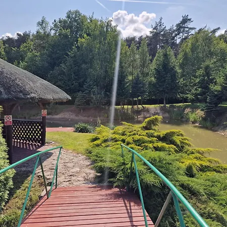Bylew Zacisze 빌라 Licheń